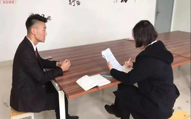 从迷茫到坚定！他说，在八维不断努力的日子最充实