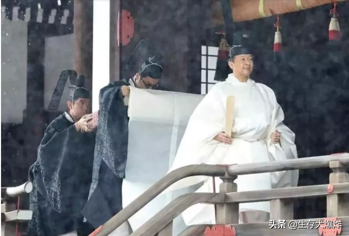世界现存最古老的王朝：亲兄妹乱伦而生，六十年前仍被奉为真神