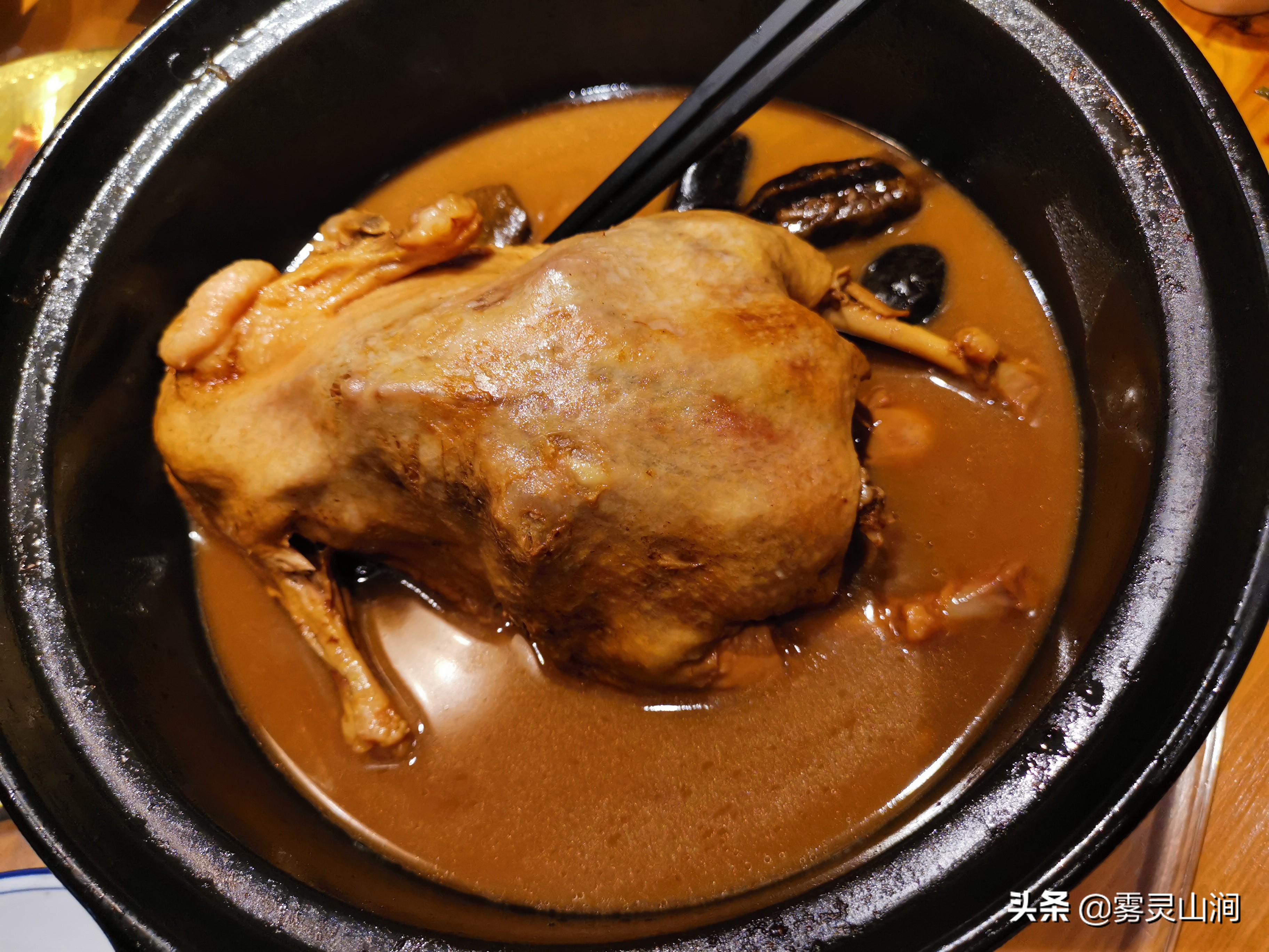 在江西婺源，这家写着“做婺源本地特色菜”的餐馆，值得吃吗？