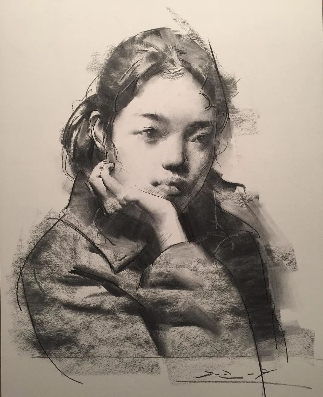 用木炭条画素描,笔触大刀阔斧,调子666,每次用它画画都顺手