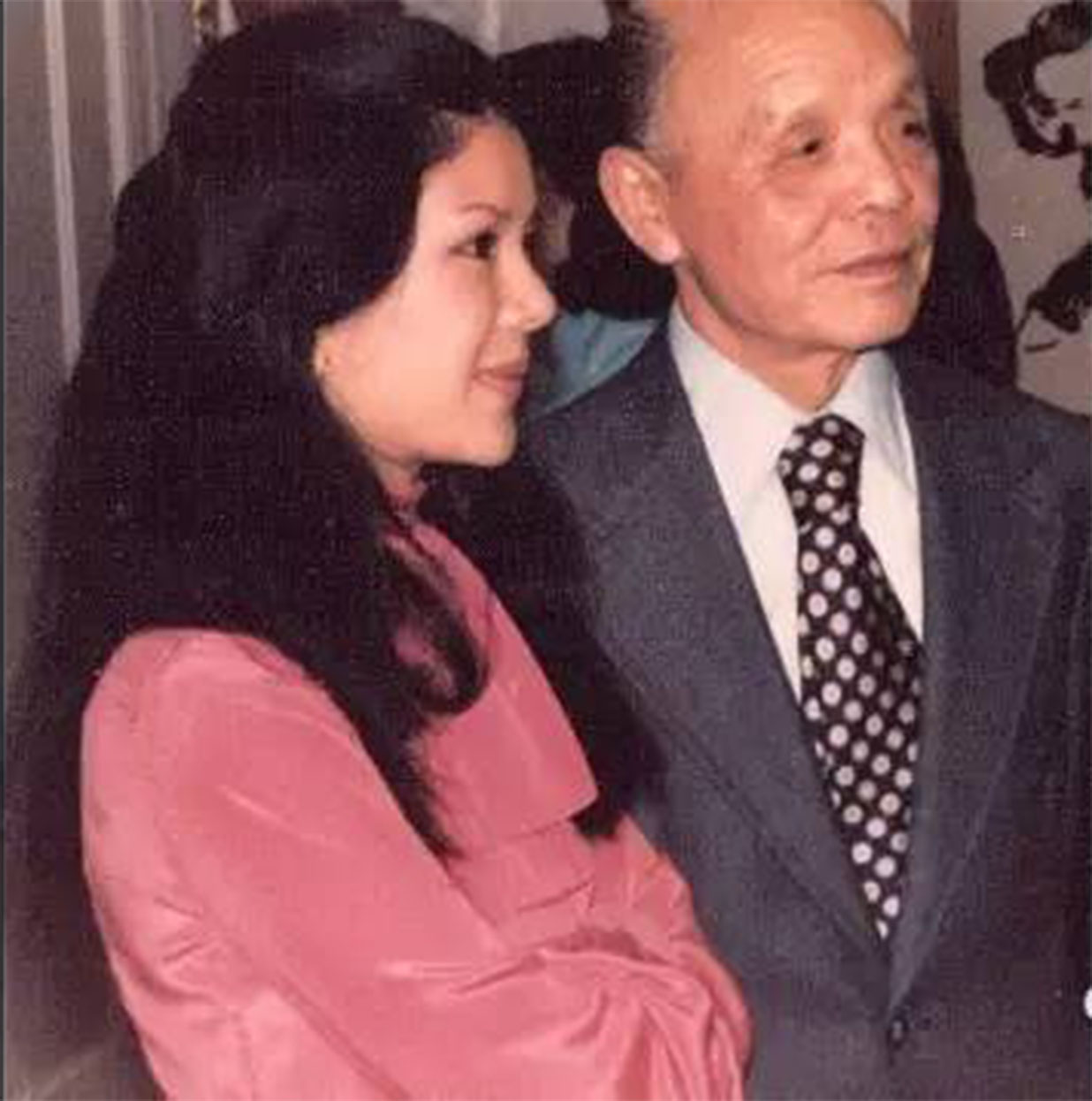 这个被以色列总理称为上帝的中国人，冒着生命危险拯救上万犹太人