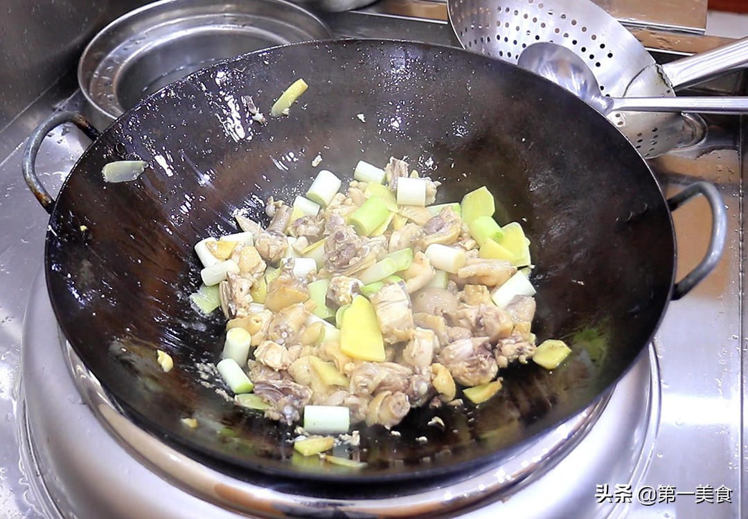 图片[5]-【家常炒鸡】做法步骤图 肉质鲜嫩 无腥味-起舞食谱网