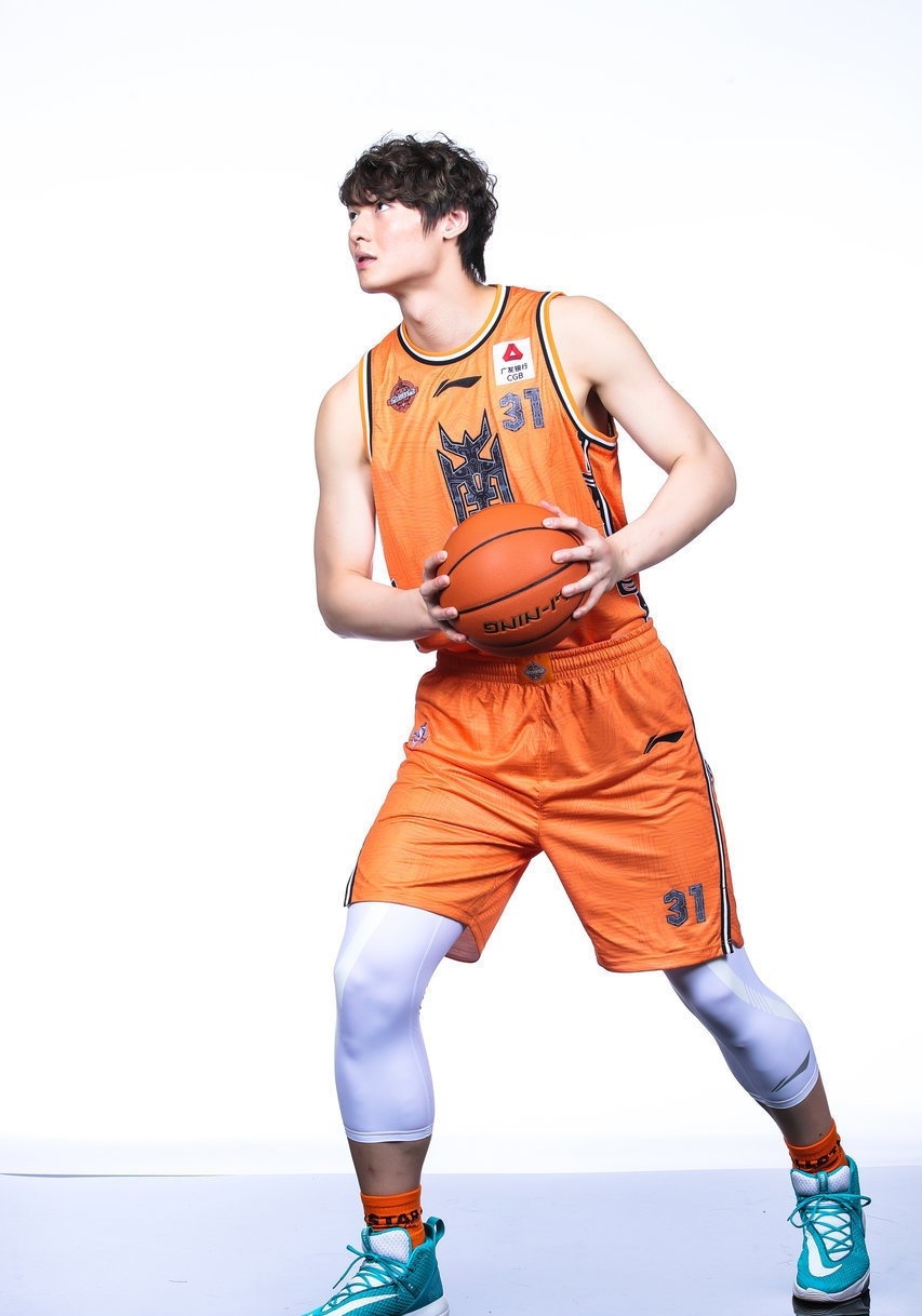 篮球球员写真(一个比一个帅!