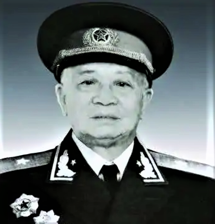 1955年南京军区后勤部授衔大校以上人员的级别、薪金与勋章