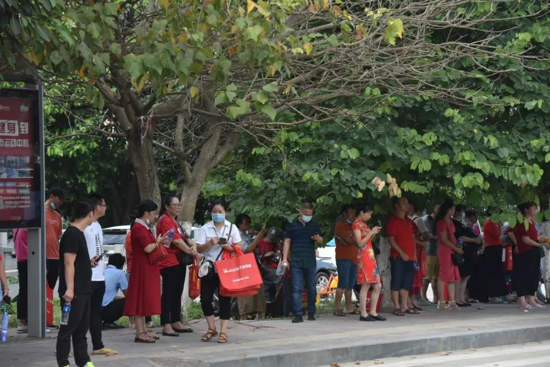 刚刚，第一个高考考生出来了！莆田一中、二中、四中、五中