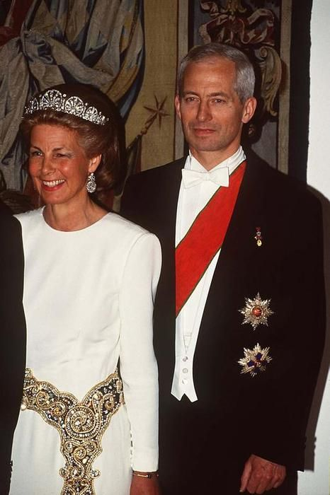 列支敦士登王室(欧洲王室第一霸道总裁:钱权比英国女王还大,15岁不顾