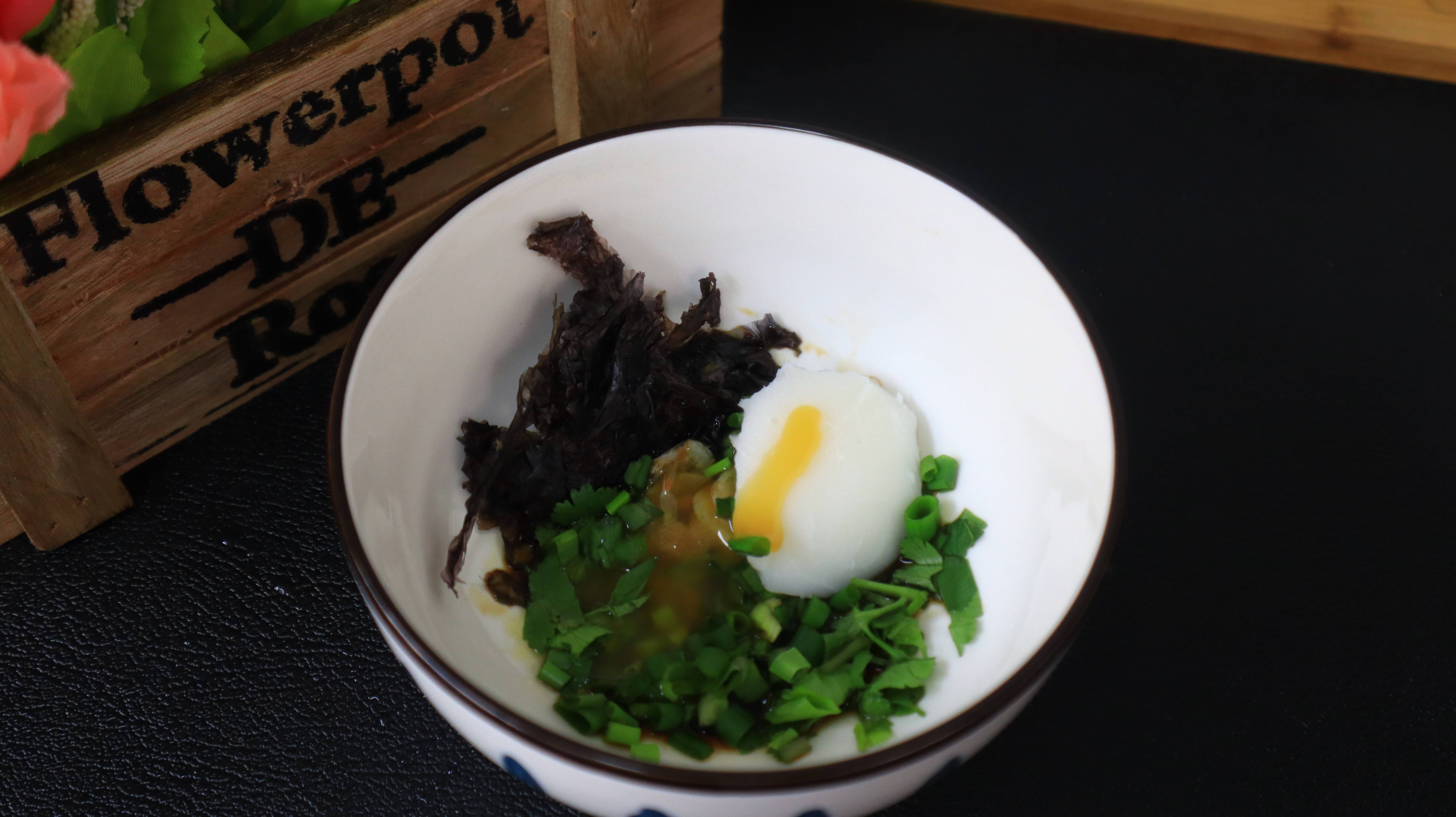 家庭常用的6种汤底做法，煮面、煮馄饨特香，学会后一周不重样