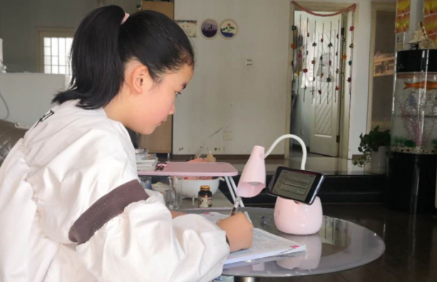 教育部傳來消息，2021年秋季開學時間有變，學生停學不停課