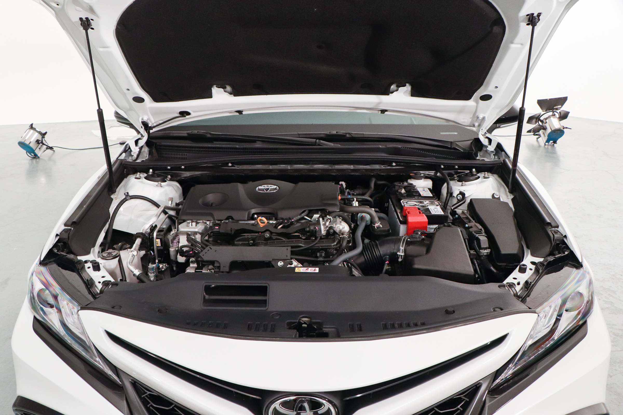 新车 | 挑战同级“销冠”有戏吗？新一代福特蒙迪欧对比丰田凯美瑞