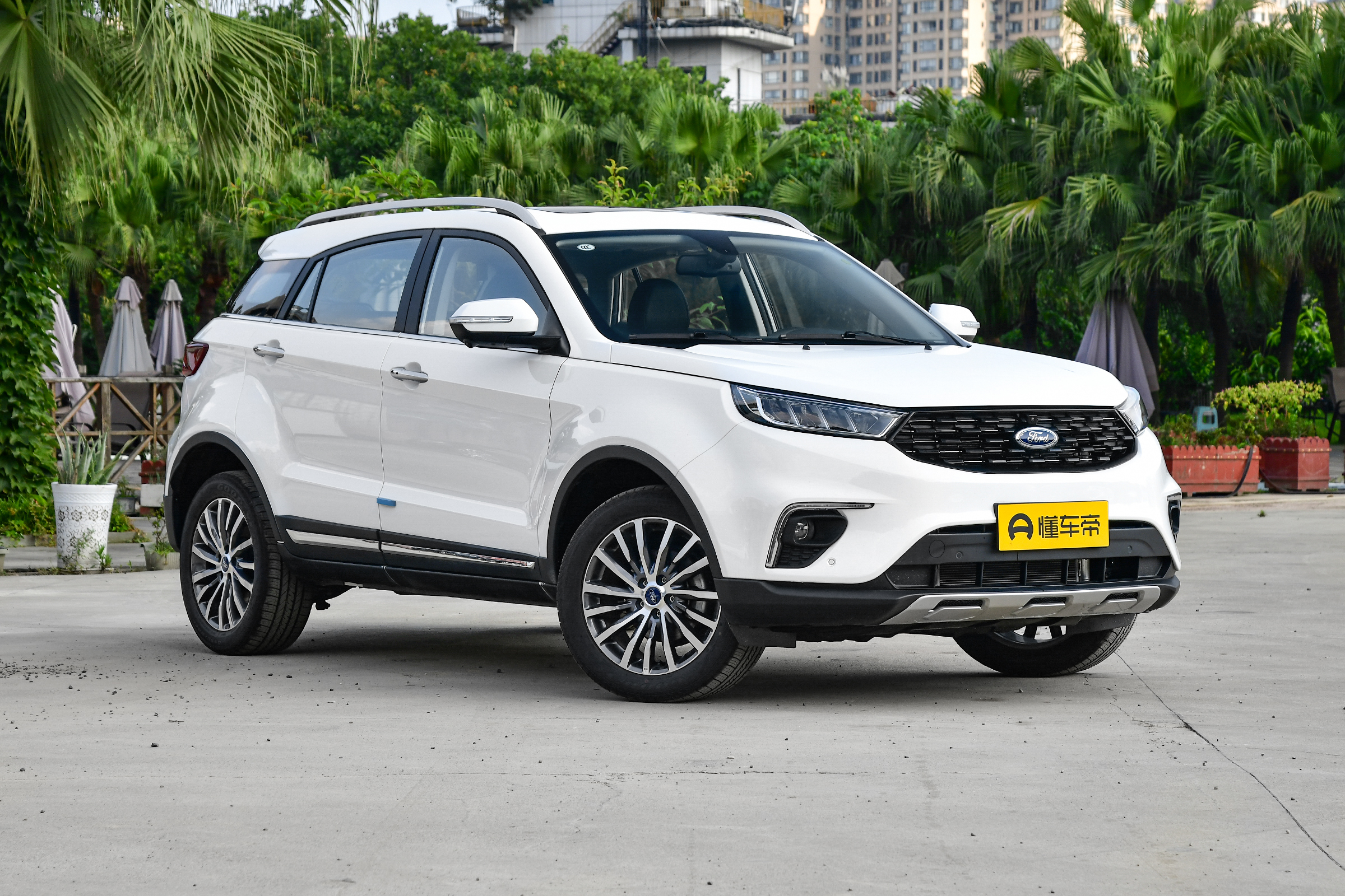 98万元,配置微调,动力不变!福特领界s新增车型上市