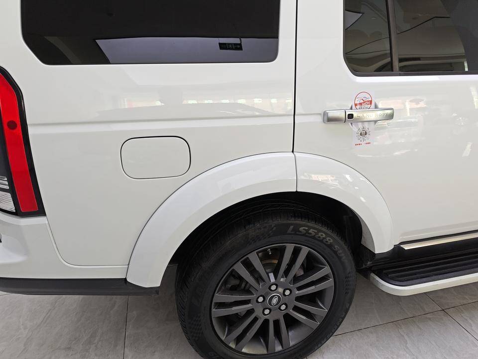 30万预算体验V6机械增压，这台路虎发现SE或许是你的菜