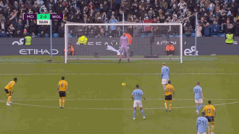 我在哪里看英超（「英超」哈兰德戴帽，曼城主场3-0大胜狼）