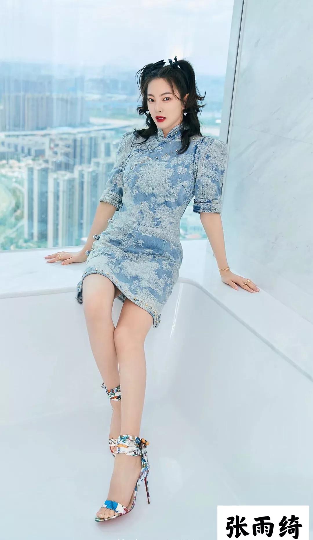 明星俏佳人：娱乐圈十五位单亲妈妈，贾静雯还是遇到了真爱