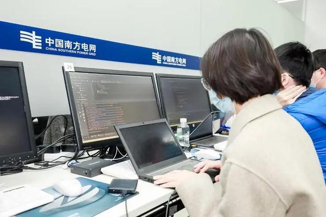 看了这个名单，你还感觉上学没用吗