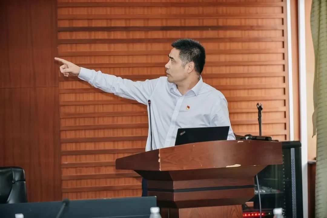 银校共建主题党日活动聚焦“数字金融助力乡村振兴”