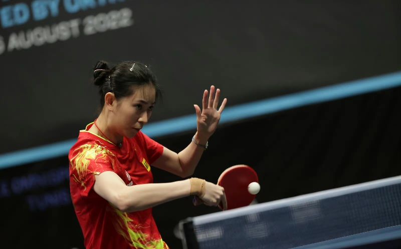 乒乓球突尼斯赛：国乒首日8胜1负，输掉一场外战，刘炜珊逆转晋级