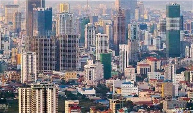 2020年，22岁海归男杀害高知父母，被捕时面带微笑