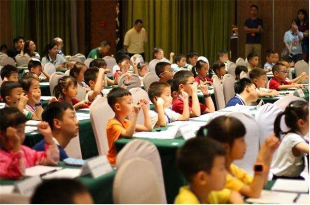 当年，那个被特招入伍，学费由国家承担的8岁特种兵，后来怎样了