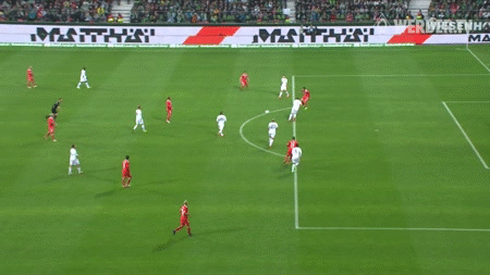 不莱梅埃尔顿资料（全是回忆！43岁老将的告别赛，太多熟悉面孔，40500球迷赶来见证）