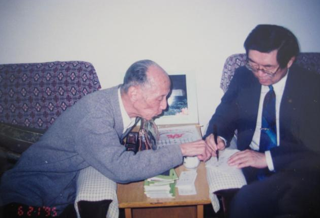 1930年山东小伙高考作文只写28个字,数学交白卷,校长看后录取了他