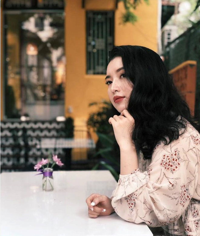 2017年，与马云对话的越南大学校花吴庆玲，如今已毕业考虑从商