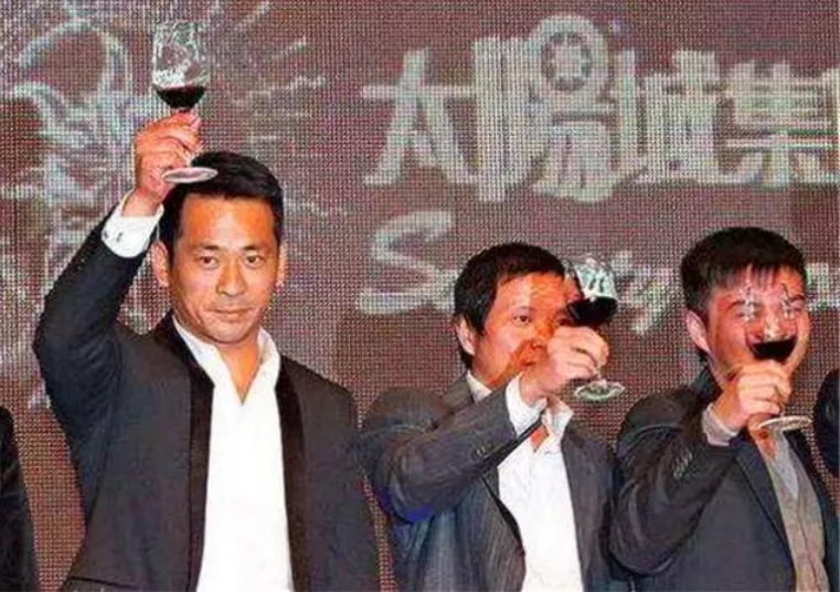 骗了8万人,如今被捕!地下赌王的美梦,只做了550天