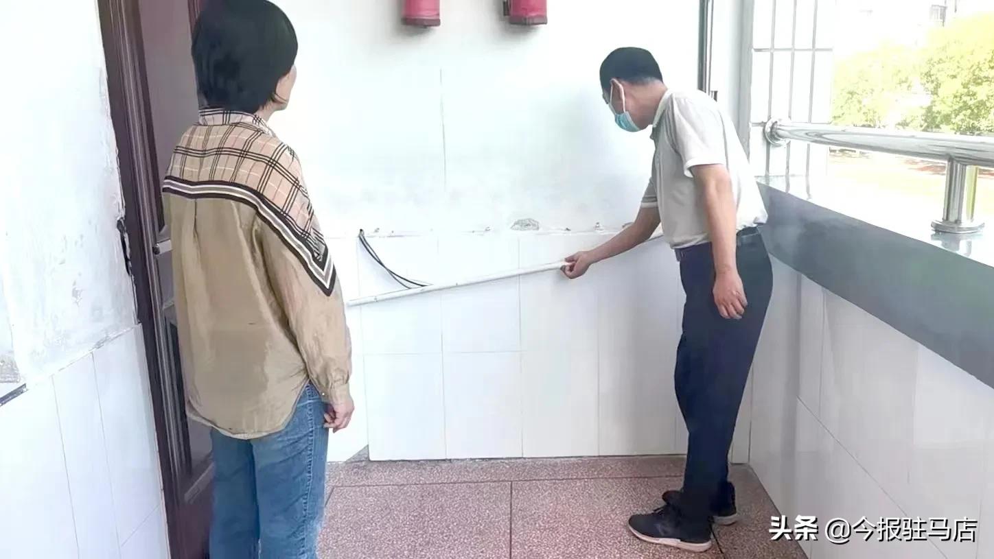 駐馬店實驗小學(xué)：加強(qiáng)校園安全檢查(圖3)