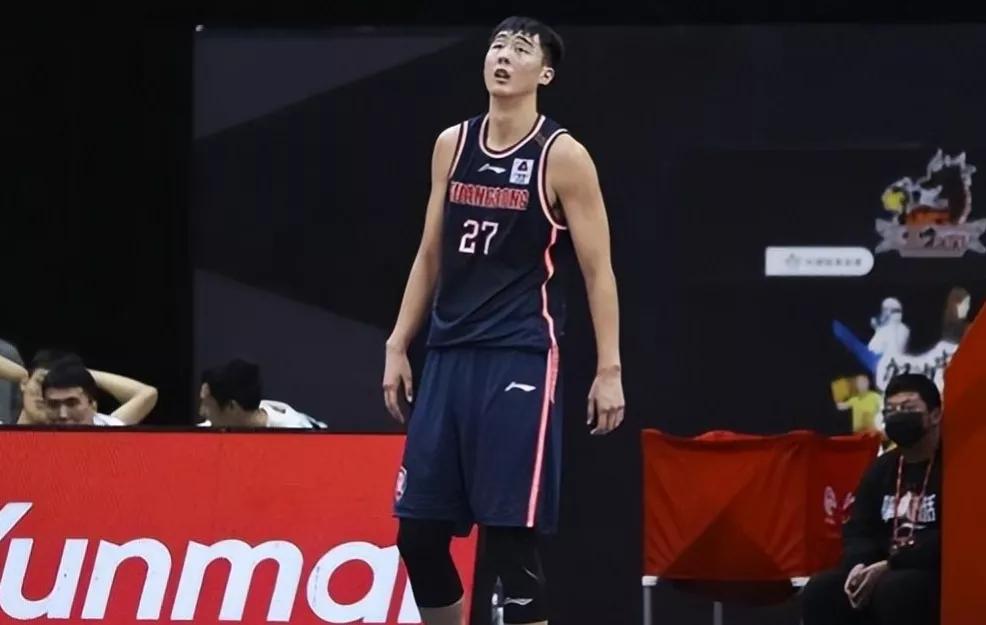 nba年輕中鋒排名（CBA6大00后中鋒，余嘉豪沖擊NBA，廣東隊兩人在內，誰能接班周琦）