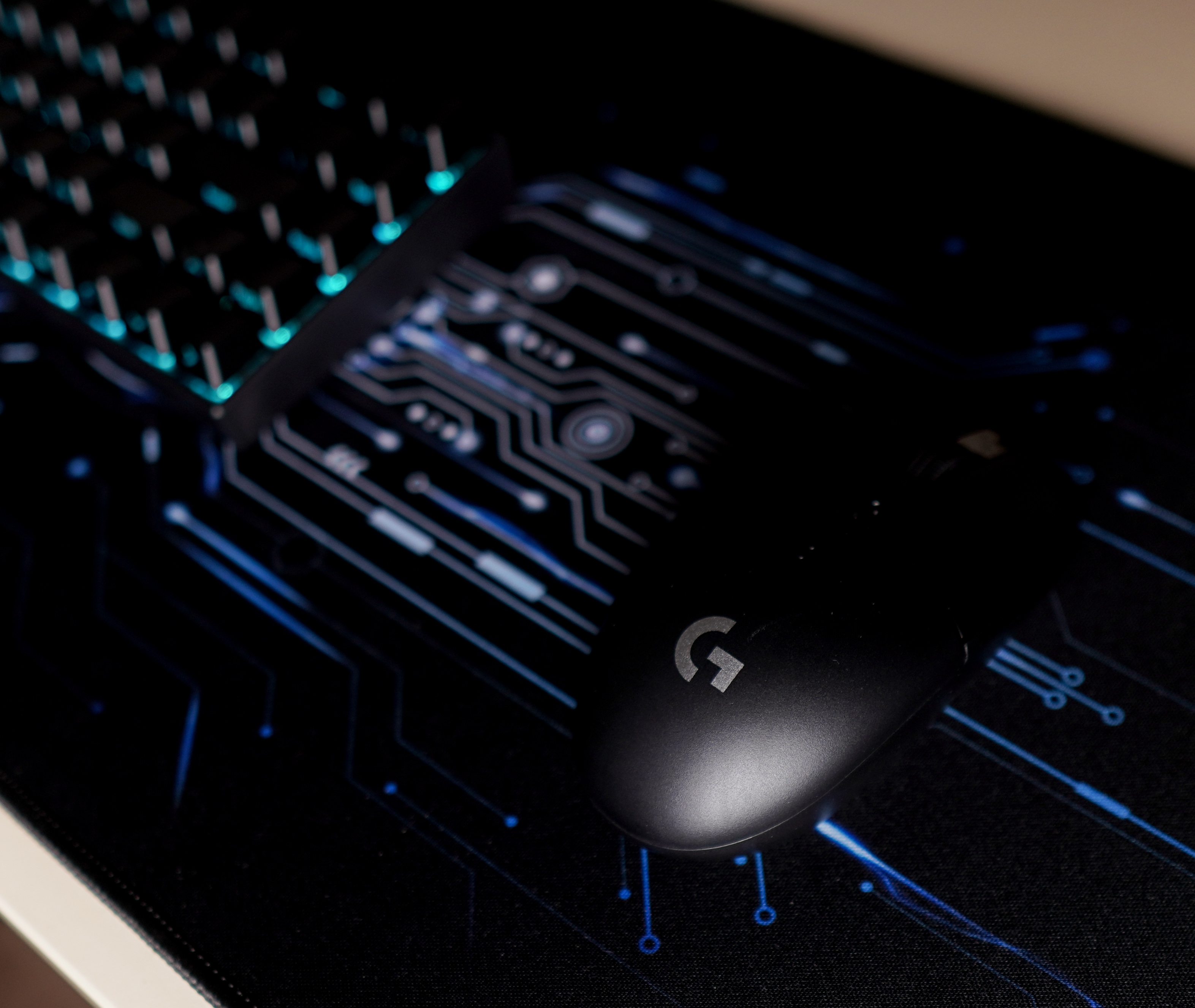 在家网课教学的临时办公桌面