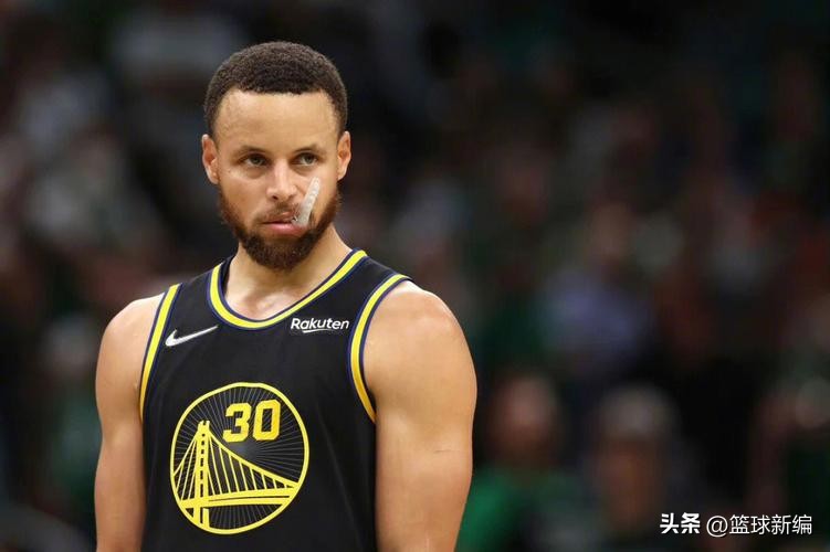 nba篮球巨星有一共哪些（NBA历史前十都有谁？一起来看看）