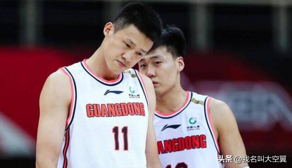 現在cba教練為什么打外援（CBA豪門廣東男籃，為何會讓周鵬加盟深圳，原因出在哪里）