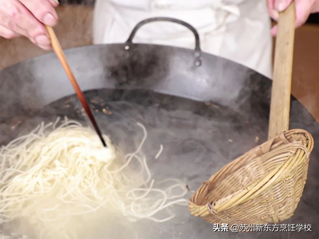 这大概是全网最详细的苏式汤面做法，不看也存一下吧