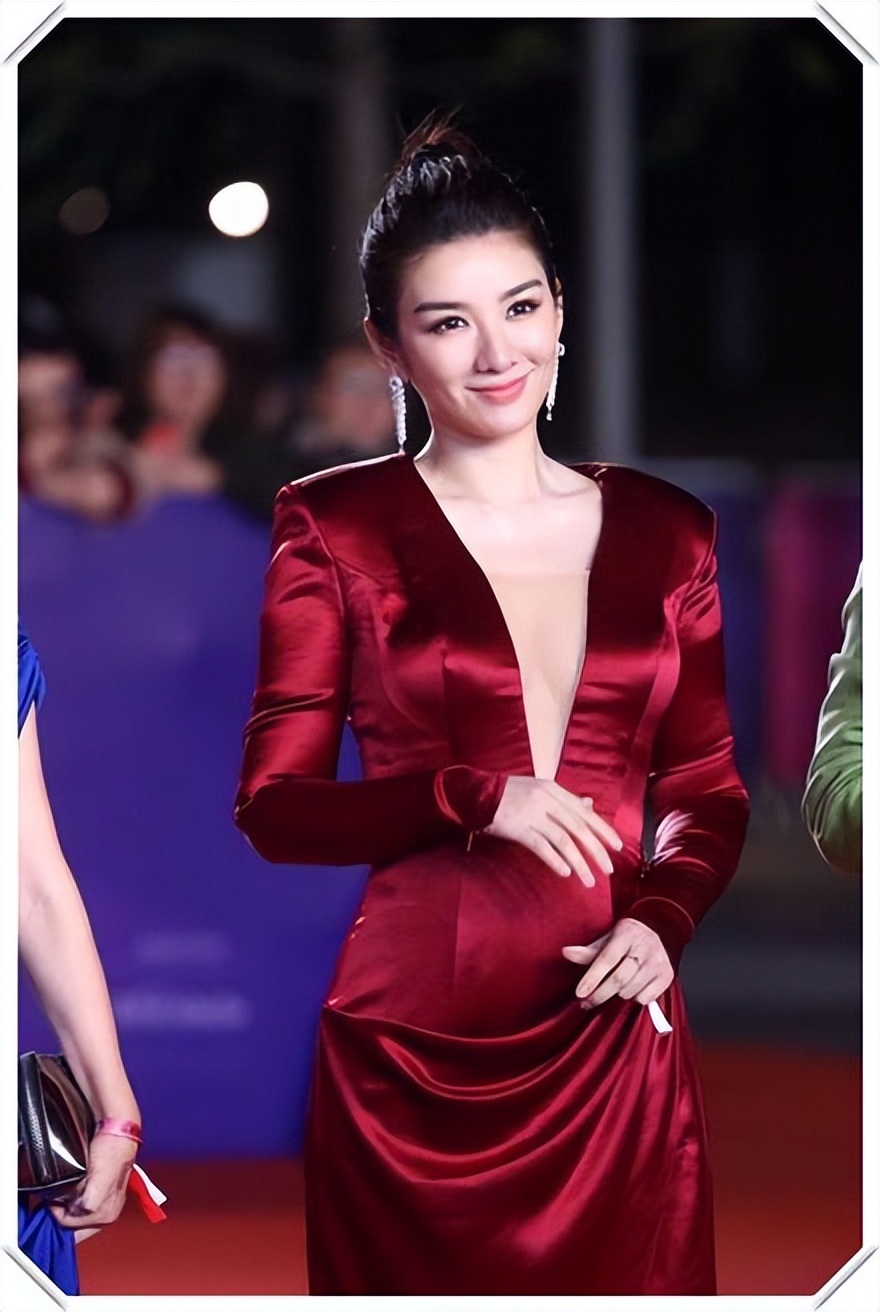 娱乐圈的水有多深？明星咖位决定红毯待遇，杨紫、鞠婧祎差距太大