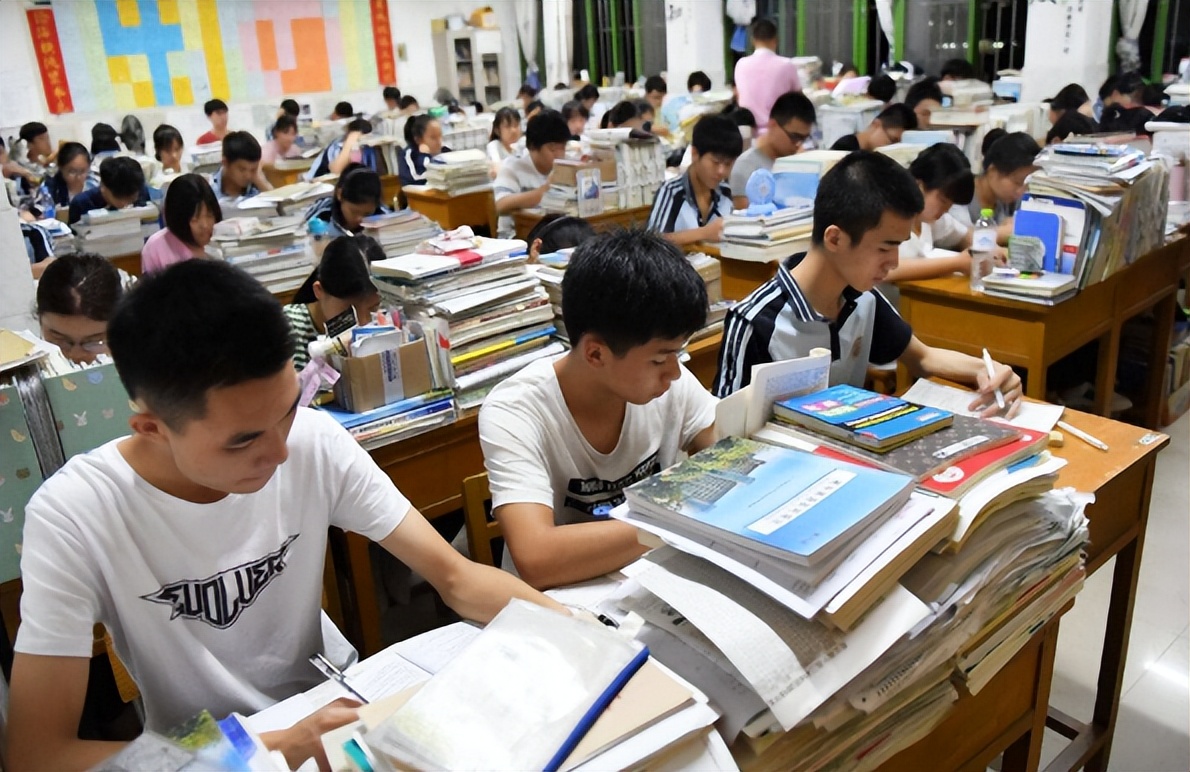 高考倒计时！这些话家长可别再和孩子说了，容易使得孩子发挥失常