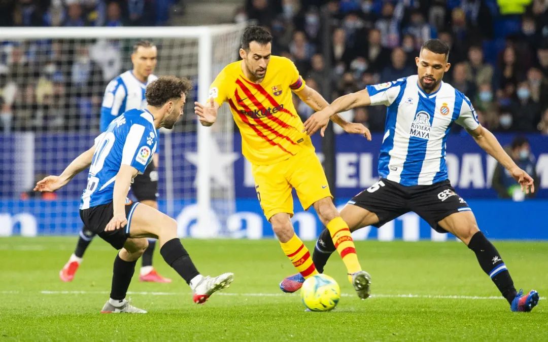 世界杯今天早上赛事（告诉他们，今晚九点有巴萨比赛）