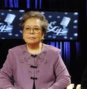 声音美妙悦耳而洋气的李梓生活中是怎样一个人？