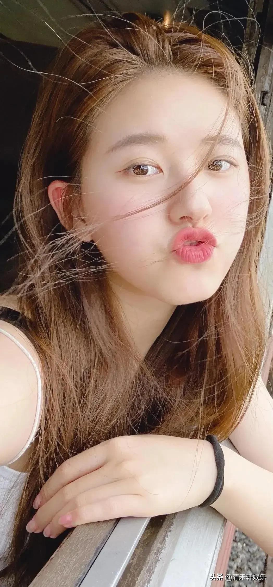 赵露思，最后一张嘟嘴照，特别好！可爱无敌，也特美