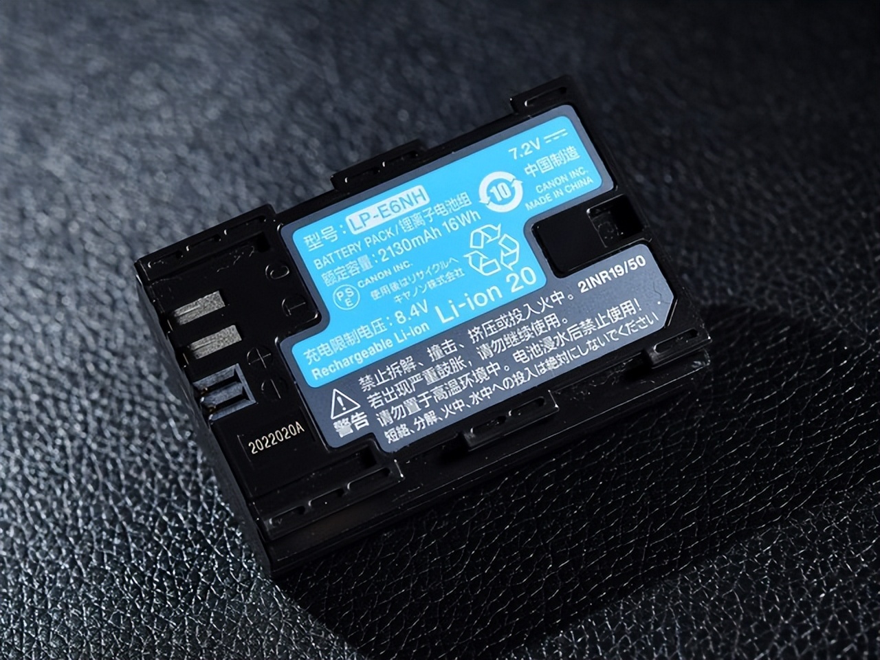 佳能EOS R7评测：全能的便携微单相机