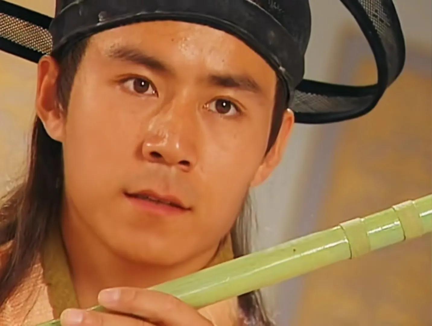 古装美男还得看"半老徐爹",《长月》众小鲜肉竟帅不过一群老头