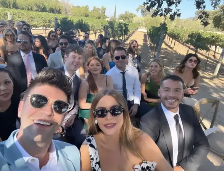 英格兰幸福时代来临（好莱坞美女大婚！曾换两次肾、透析暴瘦，如今被祝福：一定要幸福）