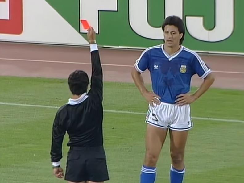 90年世界杯决赛争议（世界杯小历史，1990年世界杯决赛，争议的点球？联邦德国终捧杯）