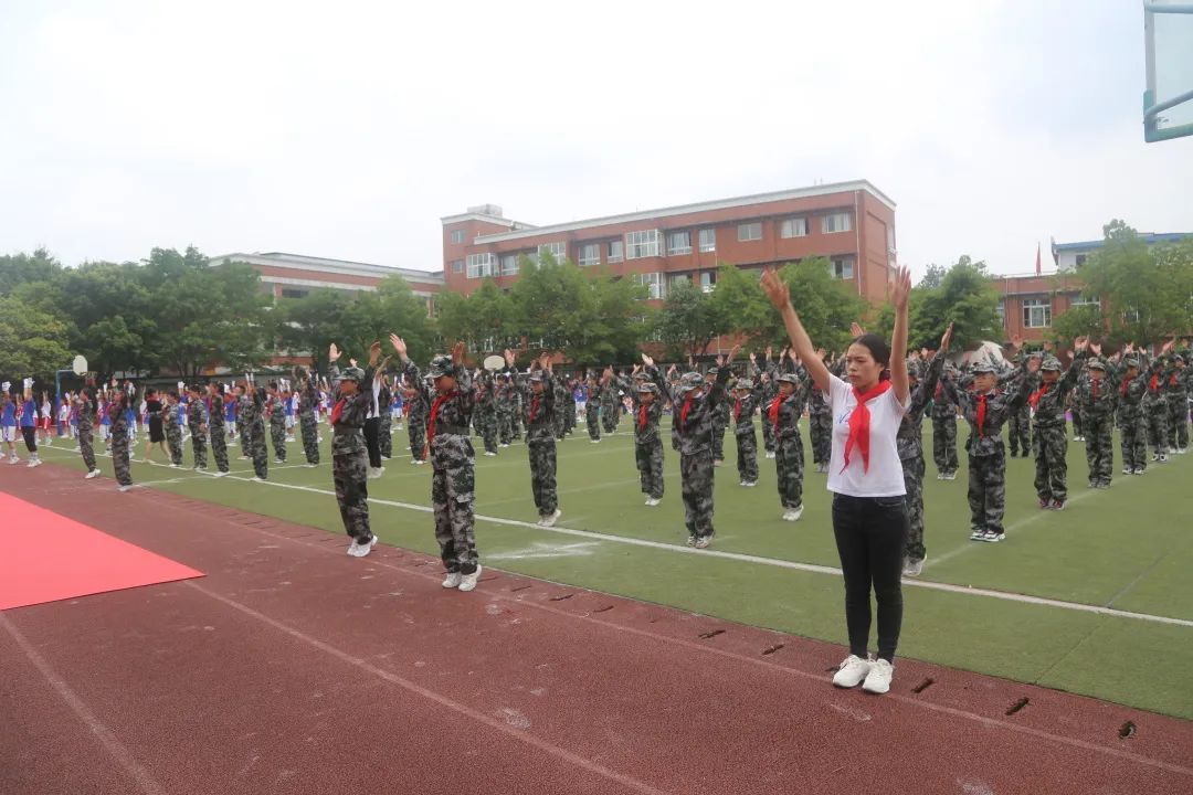 四川天府新区合江小学热烈庆祝“六一”国际儿童节