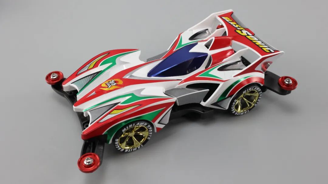 四驱兄弟世界杯篇26集(你知道小豪小烈一共有多少辆车吗?