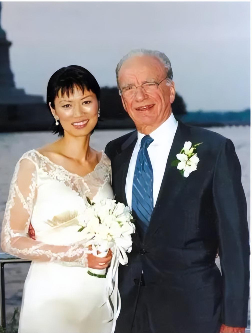 91岁默多克再离婚，前三任妻子已分走57亿，邓文迪靠孩子多拿30亿