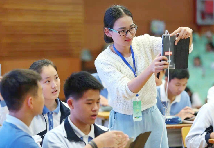 “民转公”基本敲定，民办教师的出路在哪里？这3个方向很不错