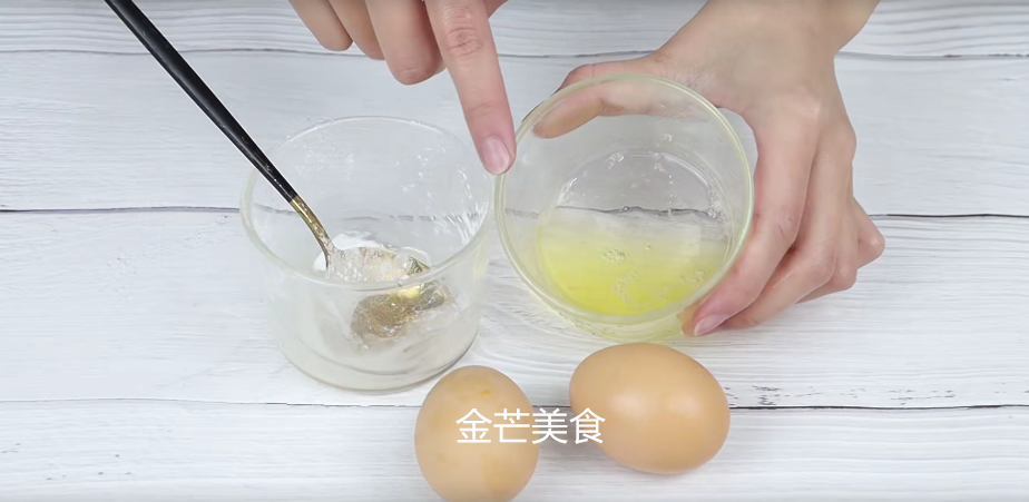 手上褶皱越来越多？教你一个简单好用的小方法，简单实用又省钱