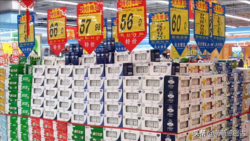 实体店一箱牛奶卖50元，网上却只卖25元？答案被解开，你还买吗？