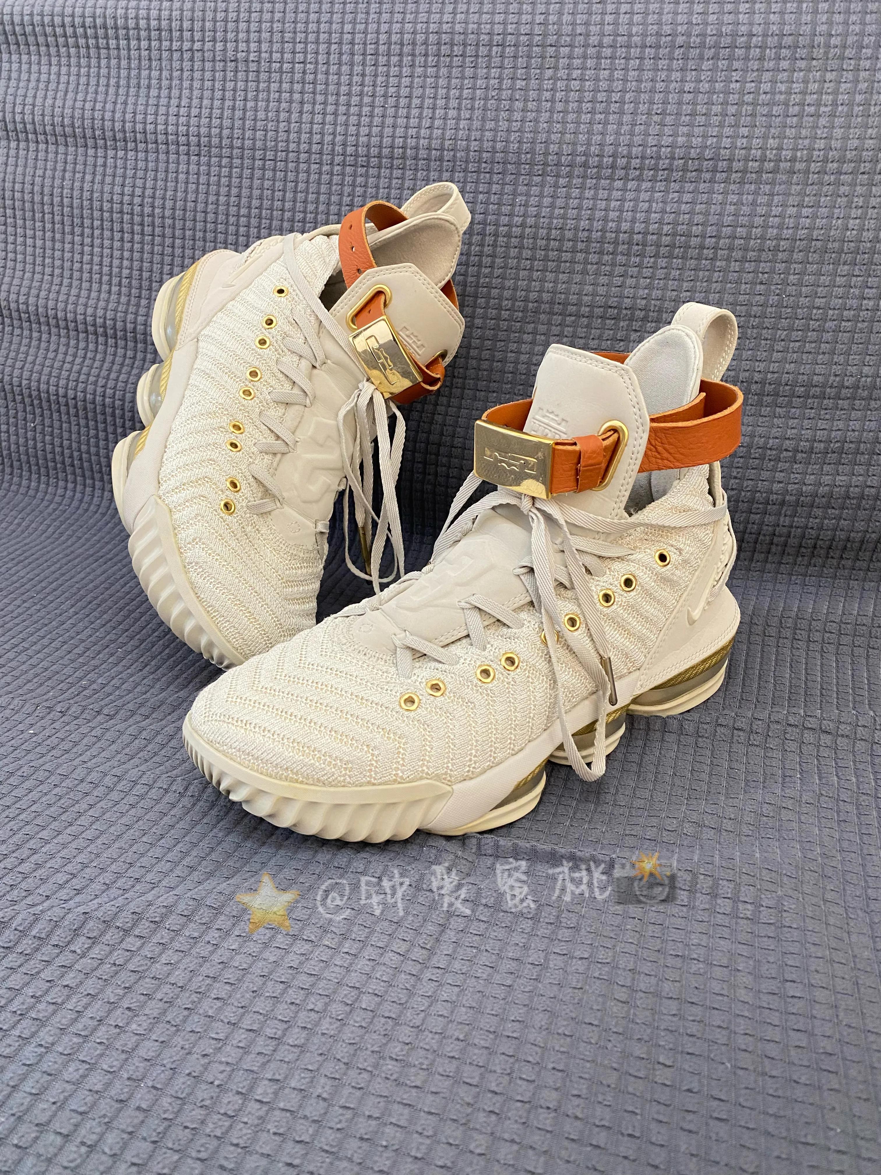 女生打篮球穿什么球鞋(Nike LeBron 16 HFR 奶白色詹姆斯女实战篮球鞋)