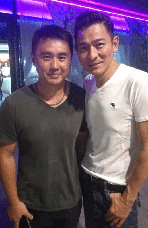 炎亚纶现身回应新剧2人坠亡：不打算复拍，对我而言是很大的折磨