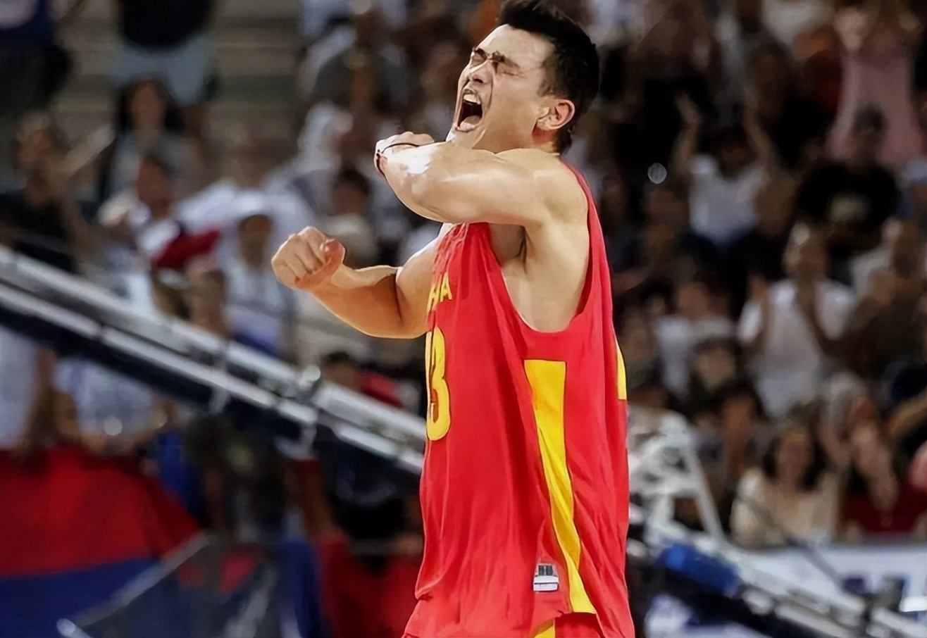 孙悦为什么没有打世界杯（马健评中国男篮史上最强阵容 易建联孙悦落选 球迷：能进世界杯四强）